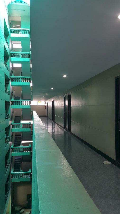 West Wing Mansion Aparthotel Bangkok Luaran gambar
