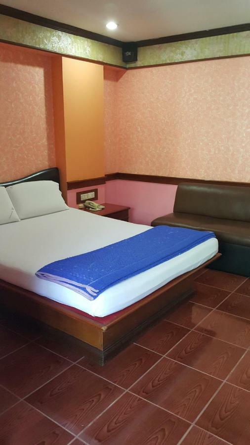 West Wing Mansion Aparthotel Bangkok Luaran gambar